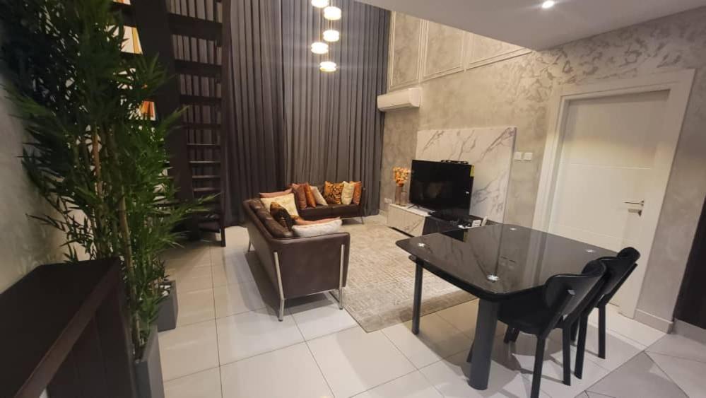 Embassy Gardens Luxury Suites Cpg Accra Bagian luar foto